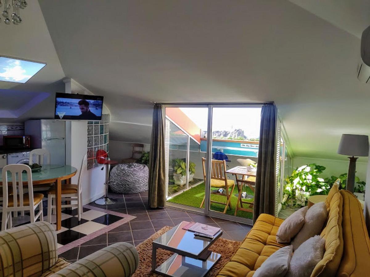 Attic Bay Apartment Câmara de Lobos Exterior photo
